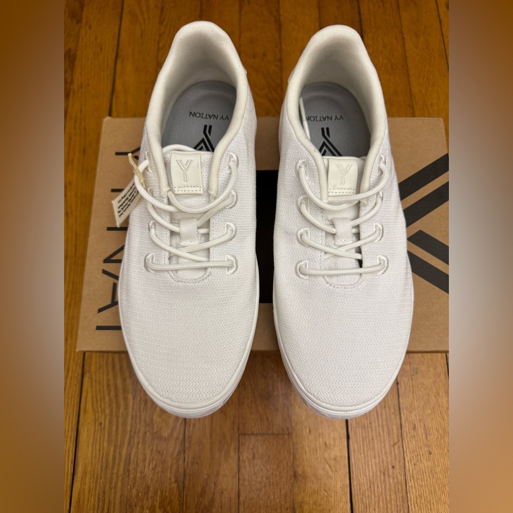 NEW YY Nation Cirro Bamboo Women Optic White Size 9